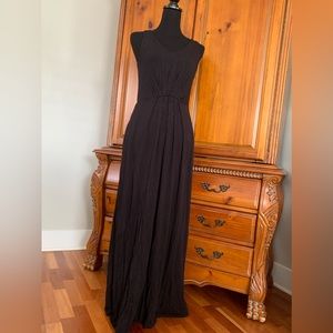 Black Floor-length Maxi Dress With Cinched Waist and Pockets